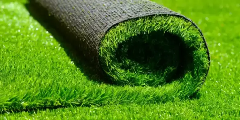 5 Reasons You Should Use Artificial Grass Over Real Grass