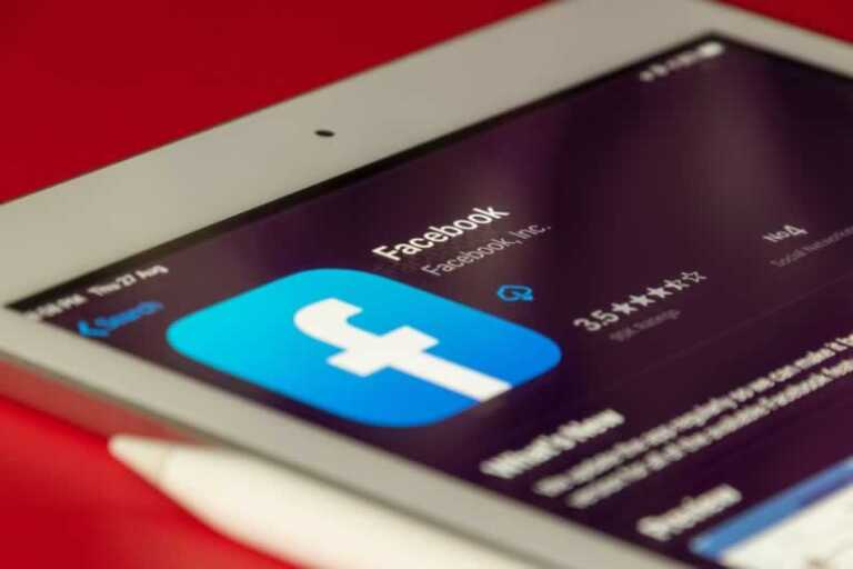 Facebook banners and why do we need to talk about it