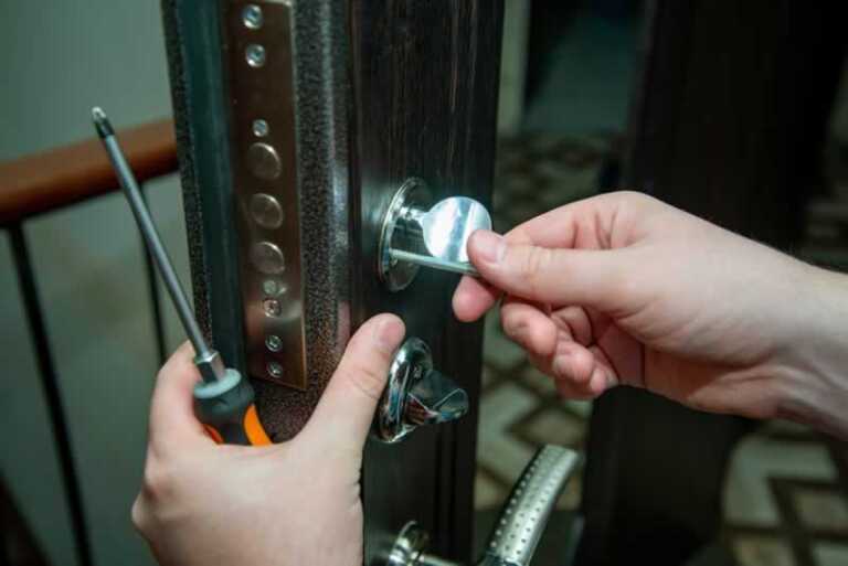 Rekeying lock