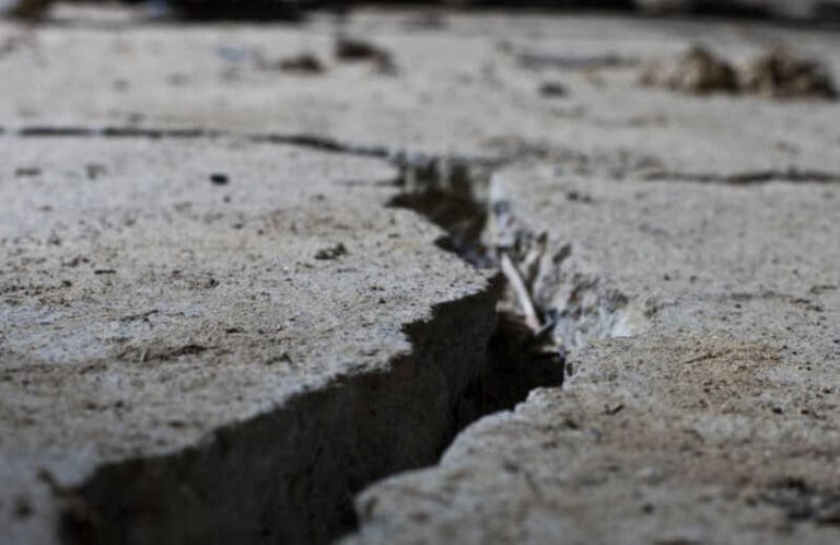 Concrete cracks
