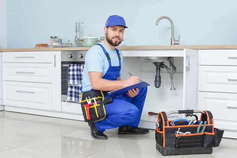 Top 5 Things to Check before Hiring a Plumber