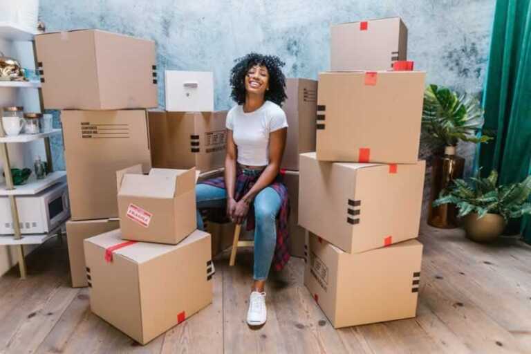 Women packing