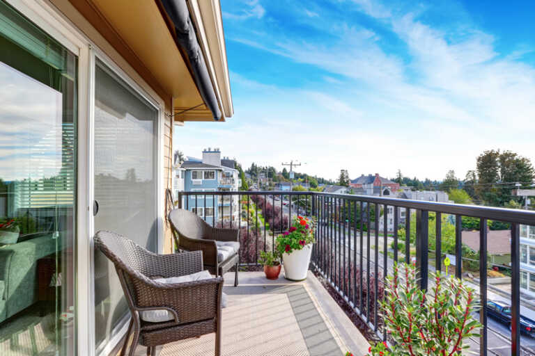 balcony