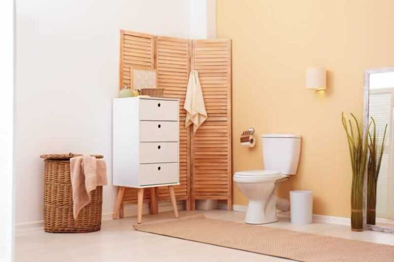 simple bathroom