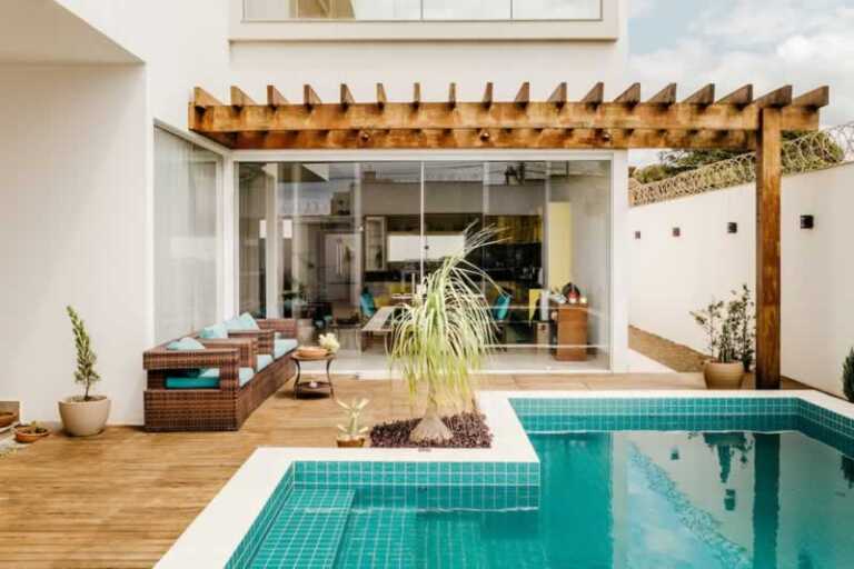 glass pool fencing