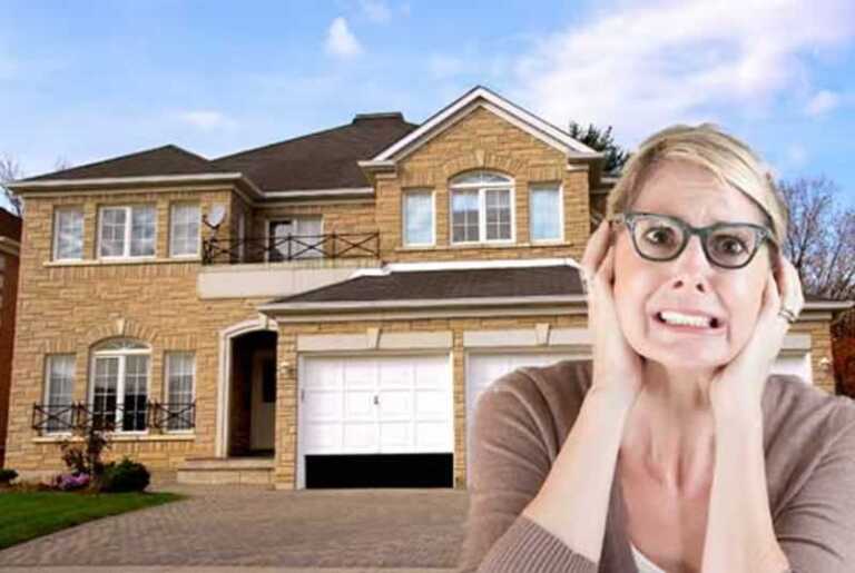 women hearing loud garage door