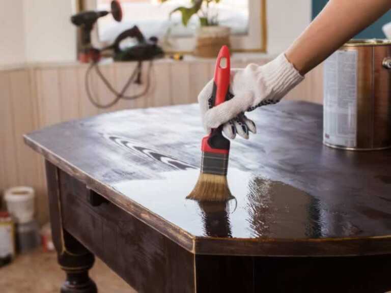 painting old solid wood table