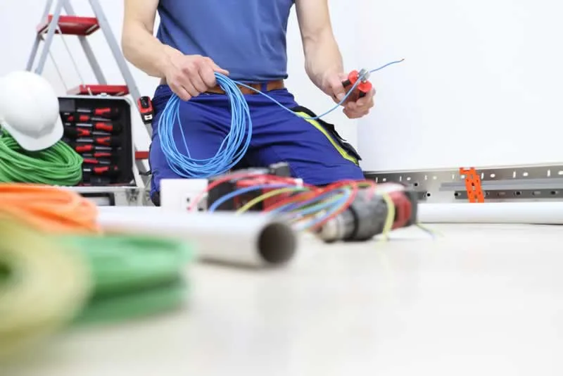 electrician doing wiring