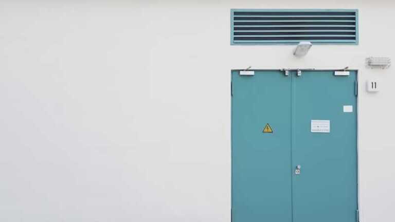 smart vent above door in the business premises