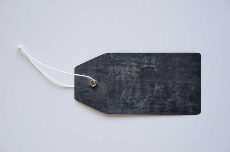 metal tag