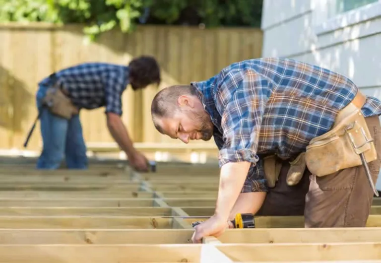 deck builders