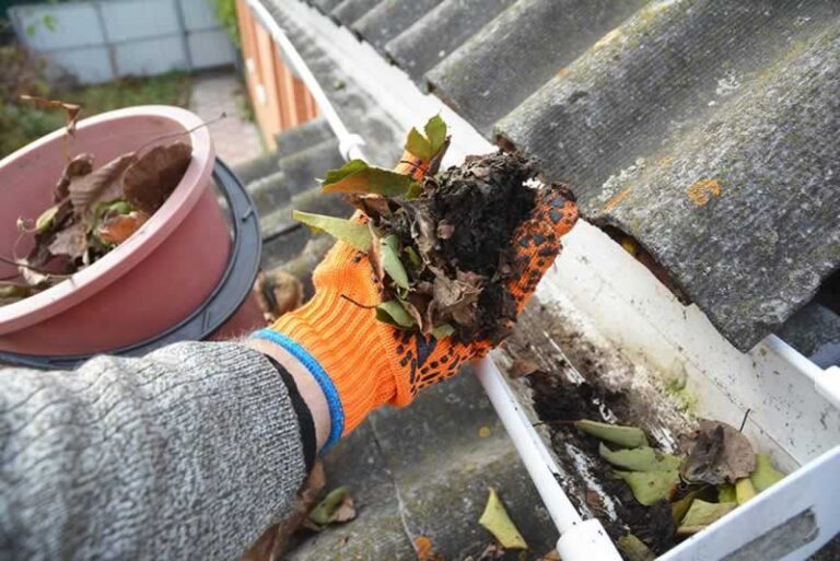 cleaning gutters