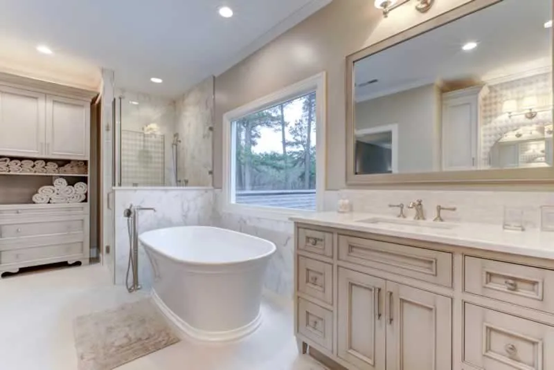 farmhouse bathroom