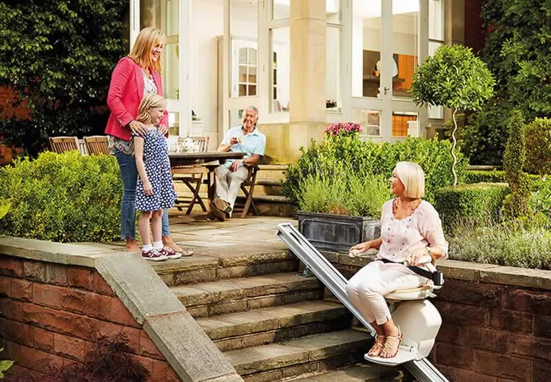 outdoor stair lift