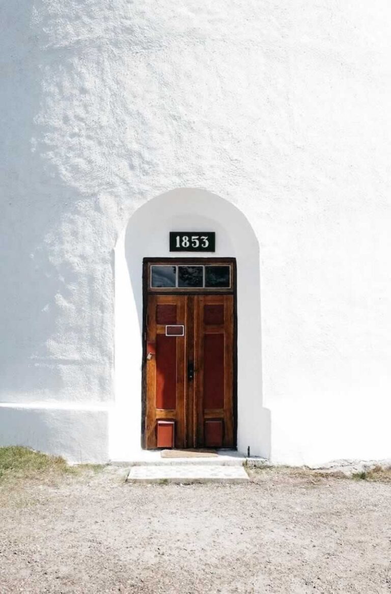 timber door