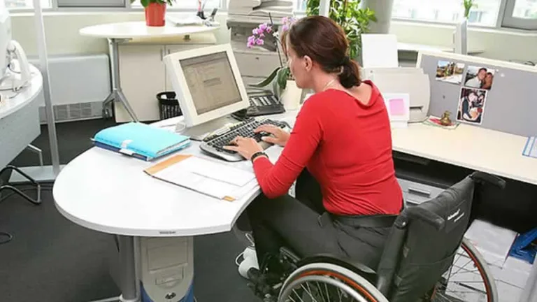 employee in wheelchair