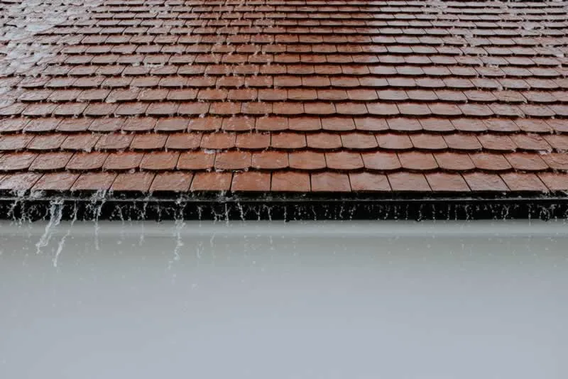 water pouring of the roof