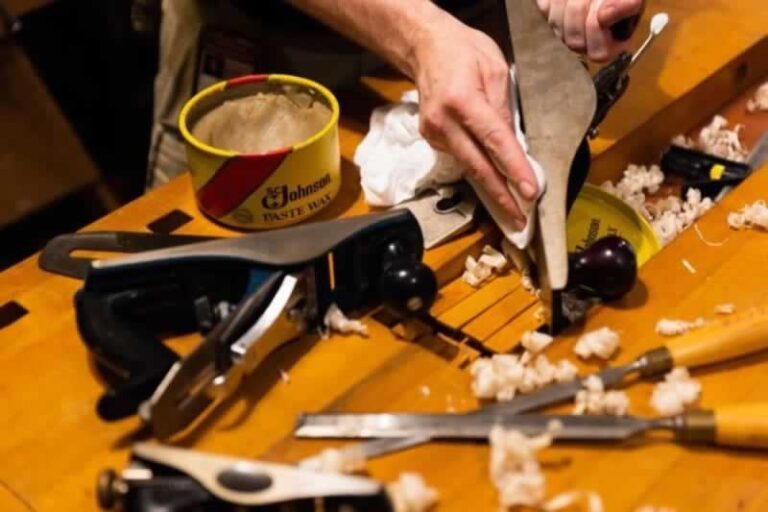 waxing hand tools