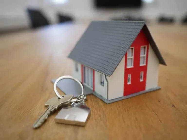 house with keys
