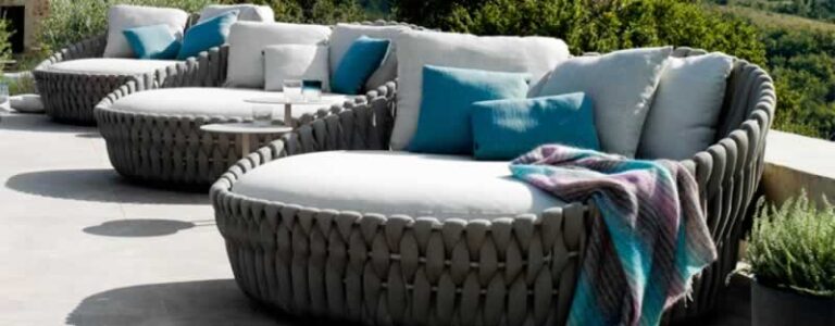 modern outdoor furniture