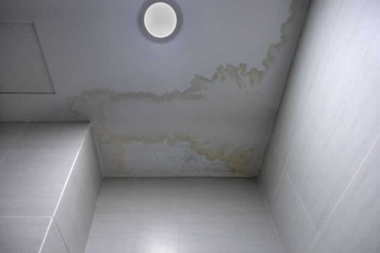 water stain in the bathroom