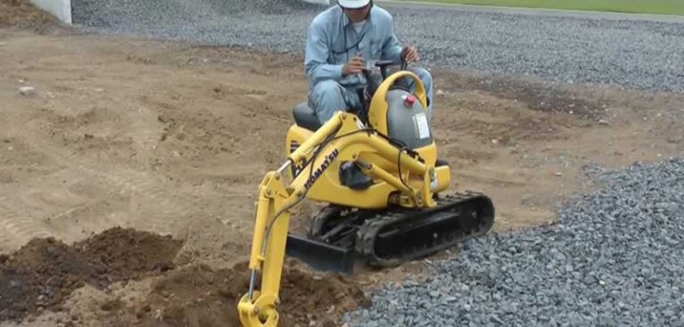 using super mini excavator for small trench