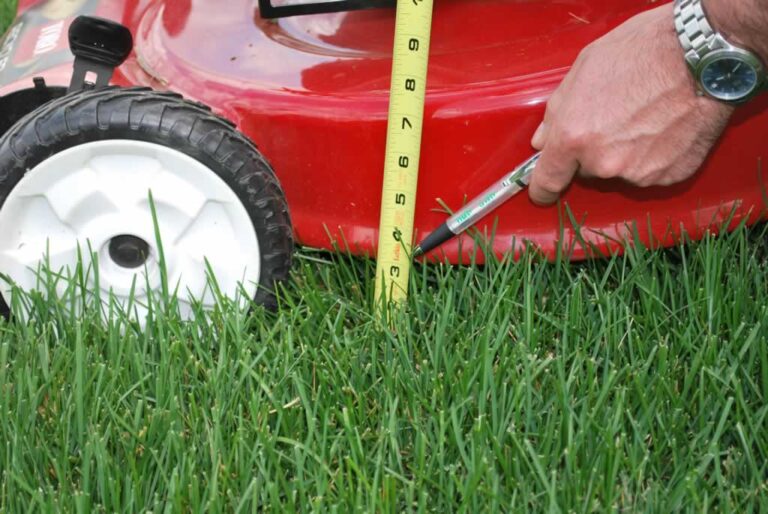 measuring mower height with tape measure