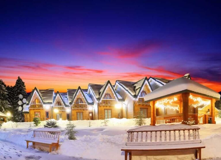 DIY Christmas lighting on houses
