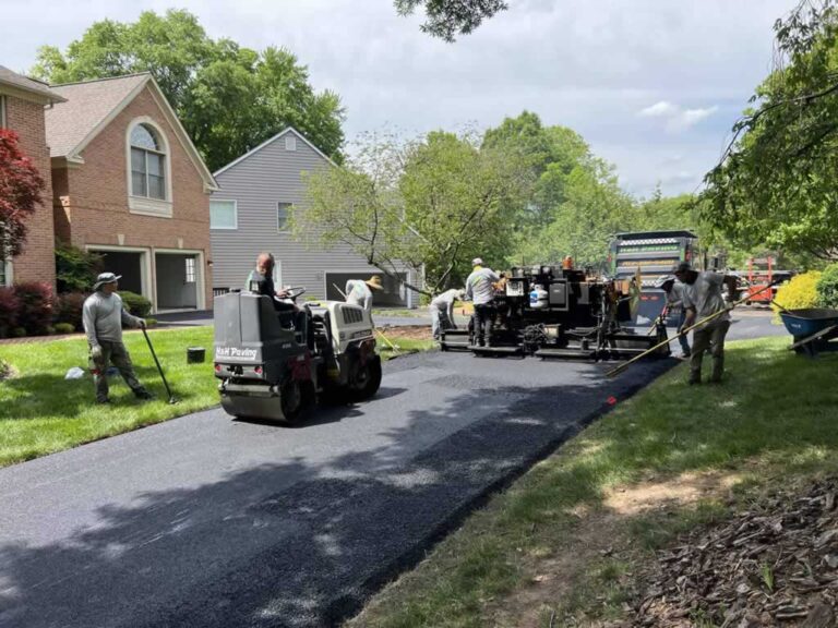 asphalt paving services doing the driveway