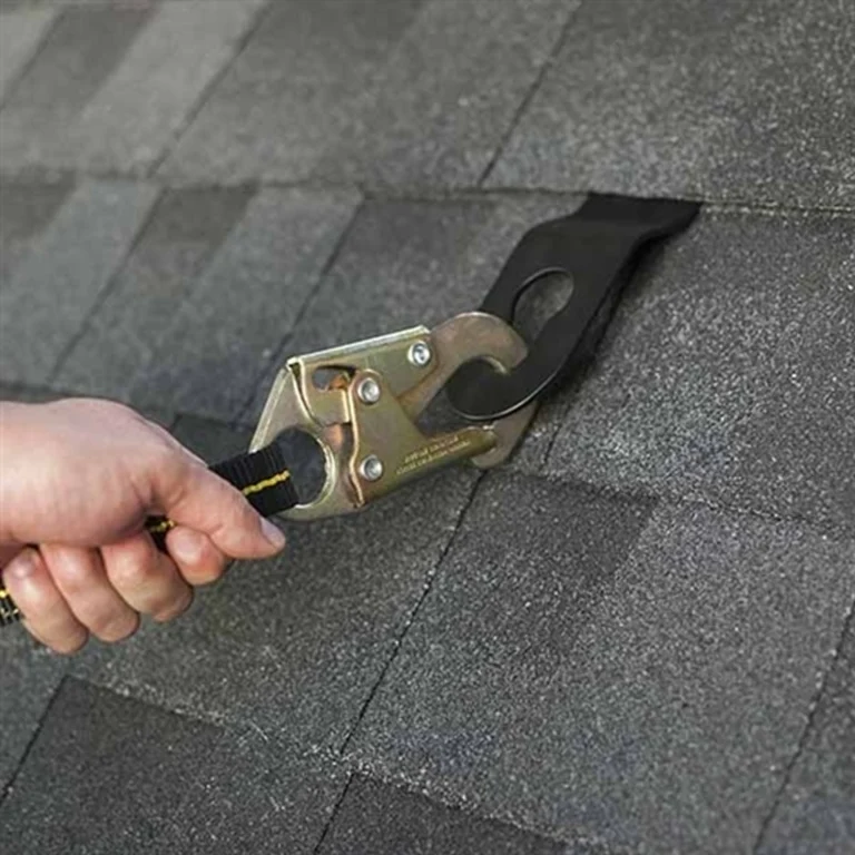 connecting to roof harness anchor