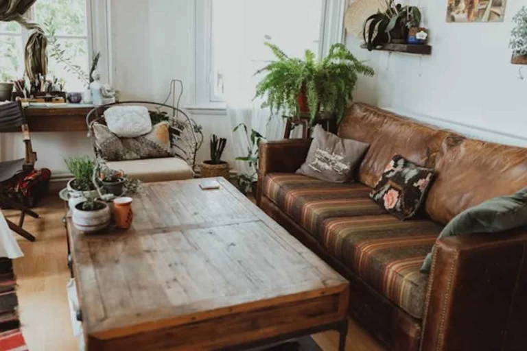 classic living room design with rustic furniture