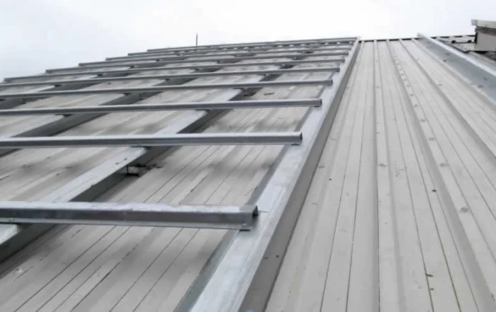 metal retrofit roofing on commercial building