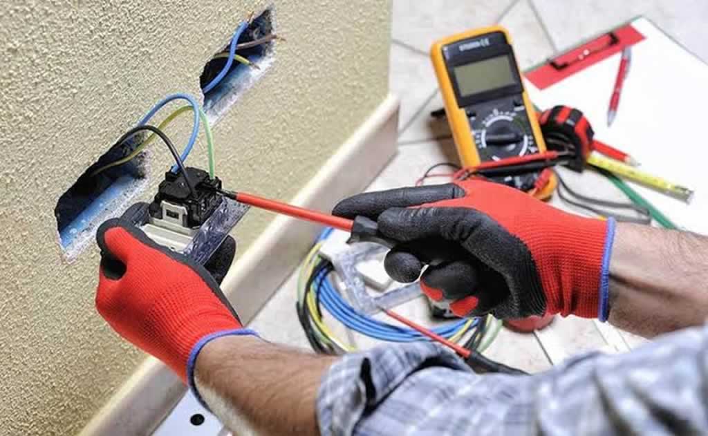 changing electrical outlets in the house